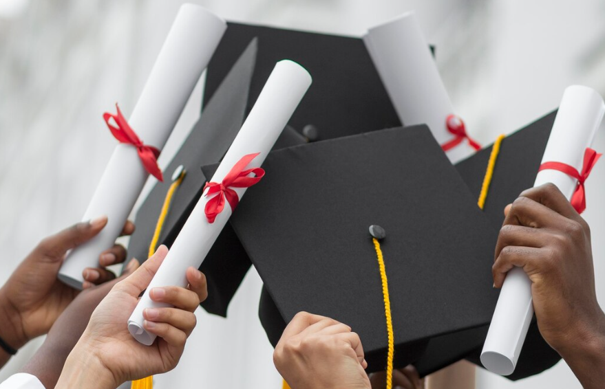 Ingin Kuliah Gratis? BSI Scholarship Tawarkan Biaya Pendidikan dan Uang Saku